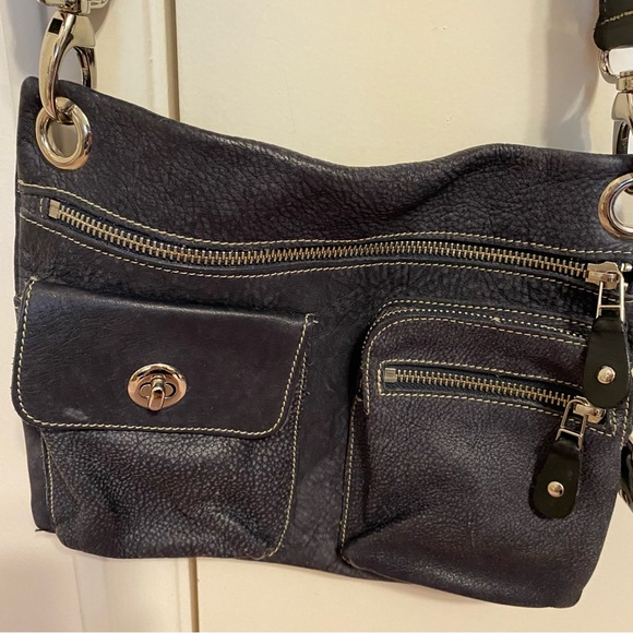 Roots Village Tribe Crossbody - Picture 4 of 7